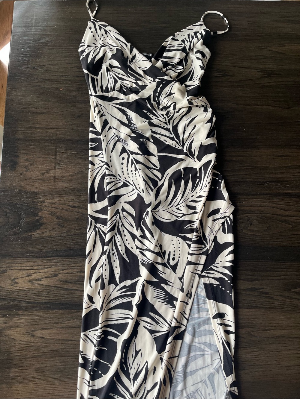 Forever 21 Black and White Leaf-Print Maxi Slip Dress